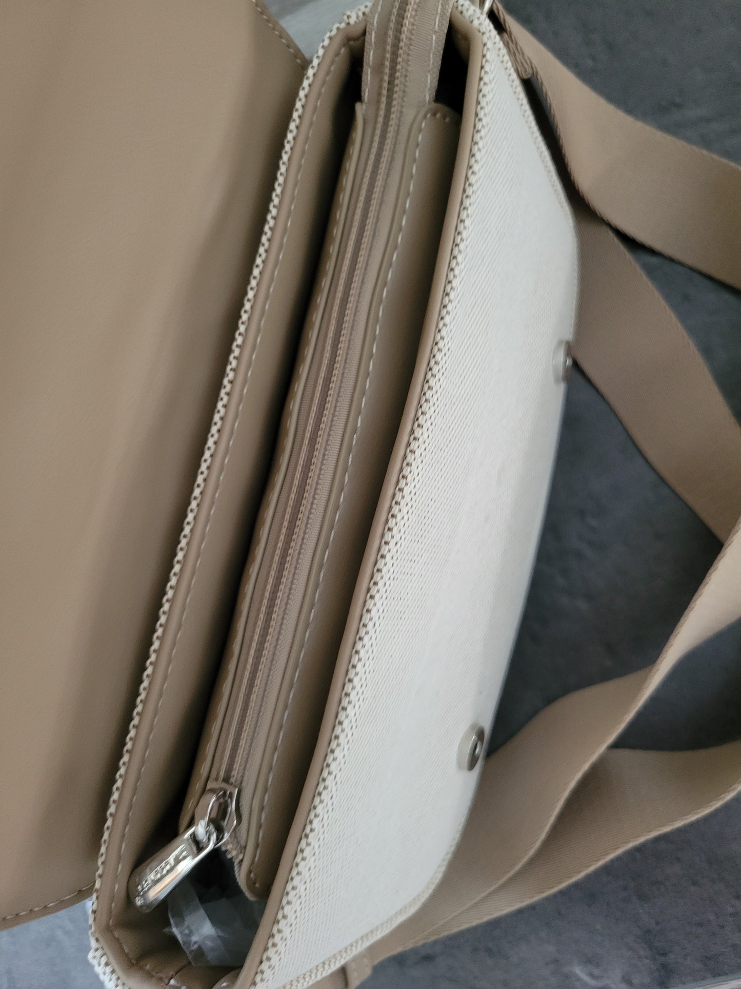 Sac à rabat David Jones Paris
