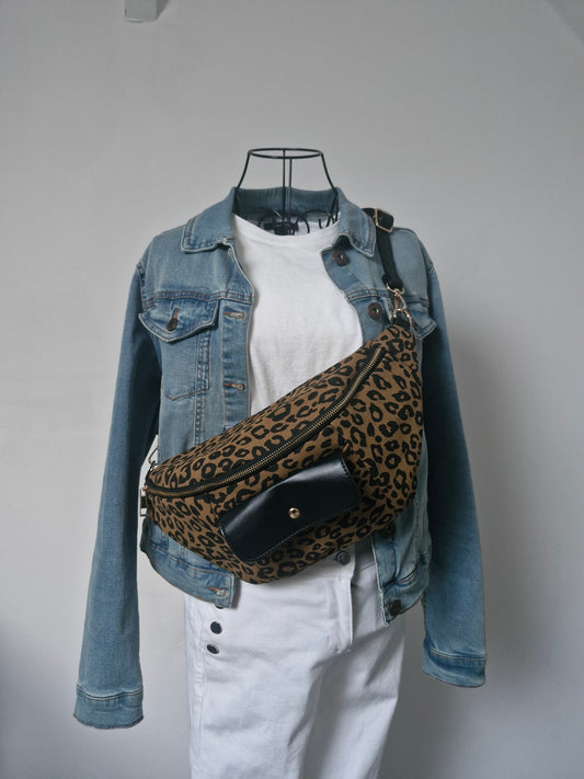 Grand sac banane en suédine léopard 🐆