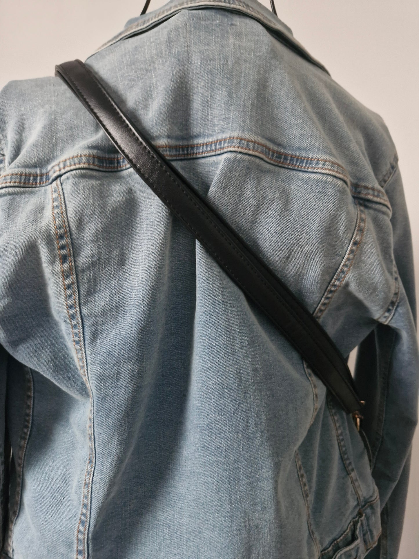 Grand sac banane en suédine