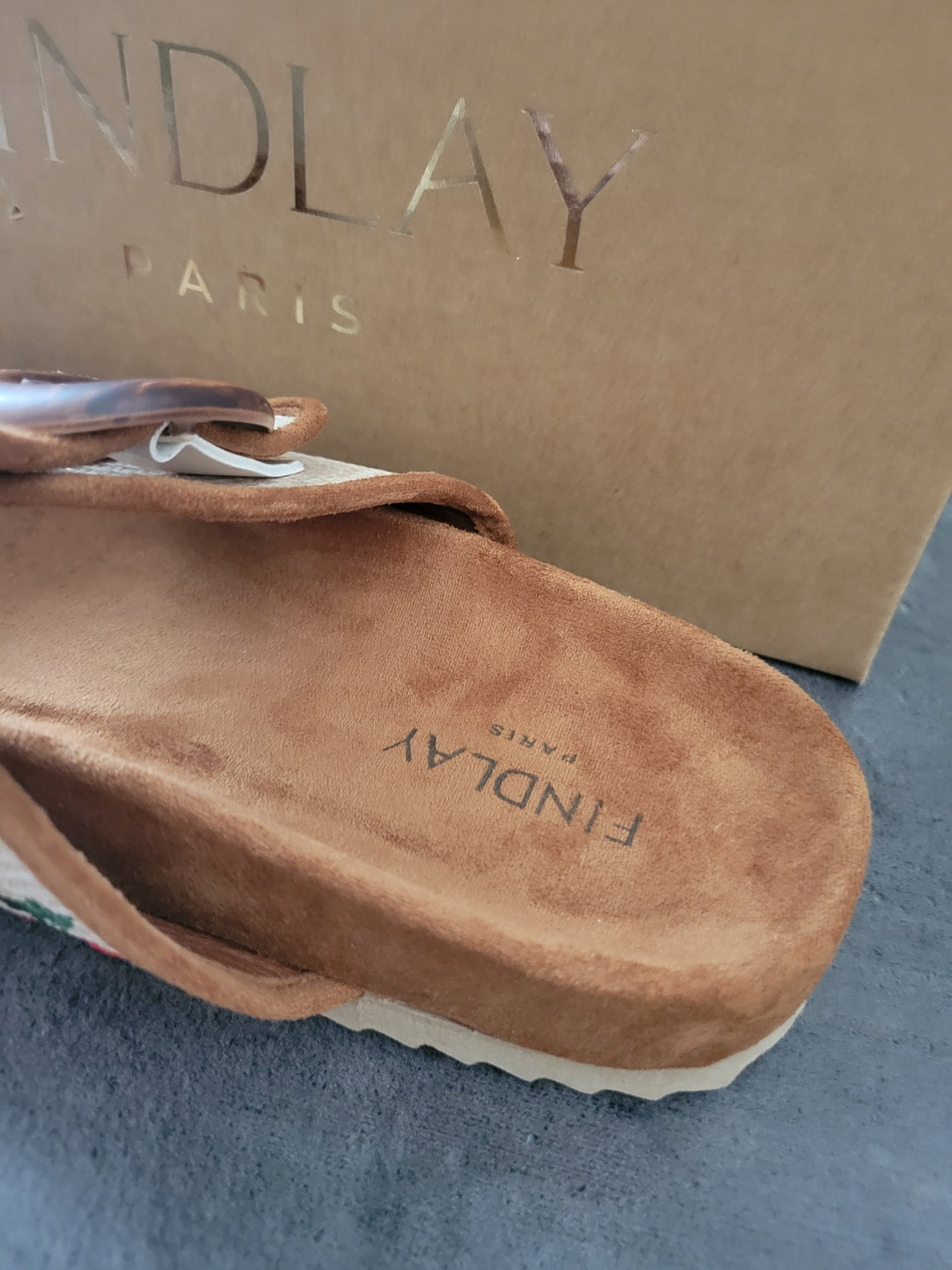 Sandales brodés Findlay Paris